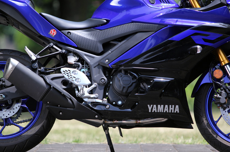 YZF-R25 サイレンサーマフラー BR5 ヤマハ 純正  RG43J:32100560