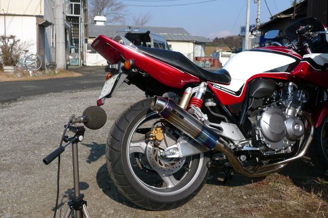 CB400SB/SF REVO PS | 忠さんが陣頭指揮をとってマフラーを開発