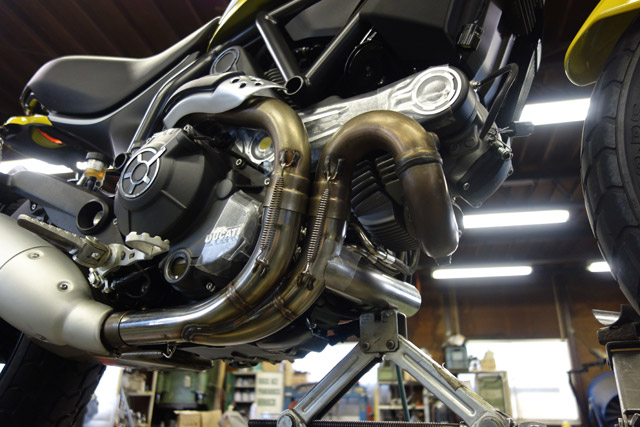 DUCATI¥¹¥¯¥é¥ó¥Ö¥é¡¼¤¬¤ä¤Ã¤Æ¤¤¿¡ª ³«È¯Ê³Æ®µ