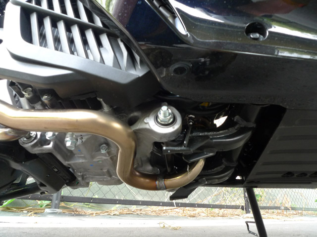 PCX125 14 | 忠さんが陣頭指揮をとってマフラーを開発していく