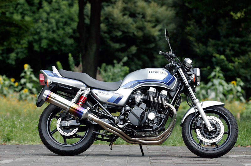 CB750 RC42用 SP忠男スーパーコンバットマフラー