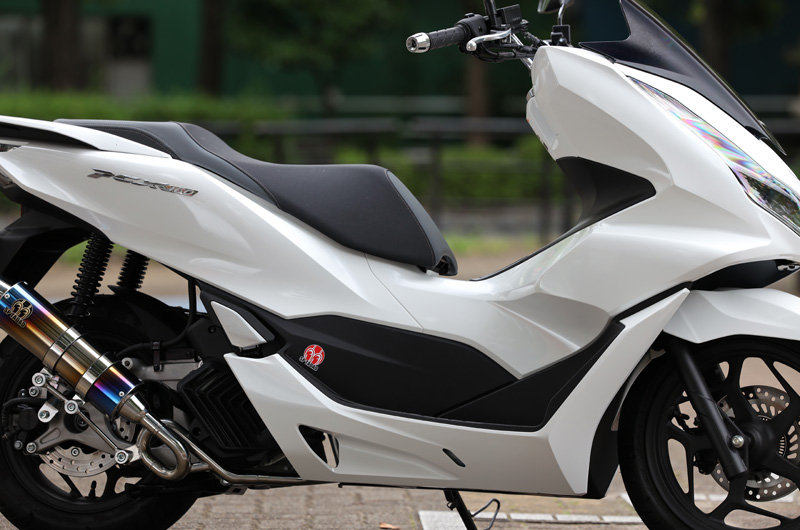 PCX JF28 前期 SP忠男 ピュアスポーツマフラー コンバット